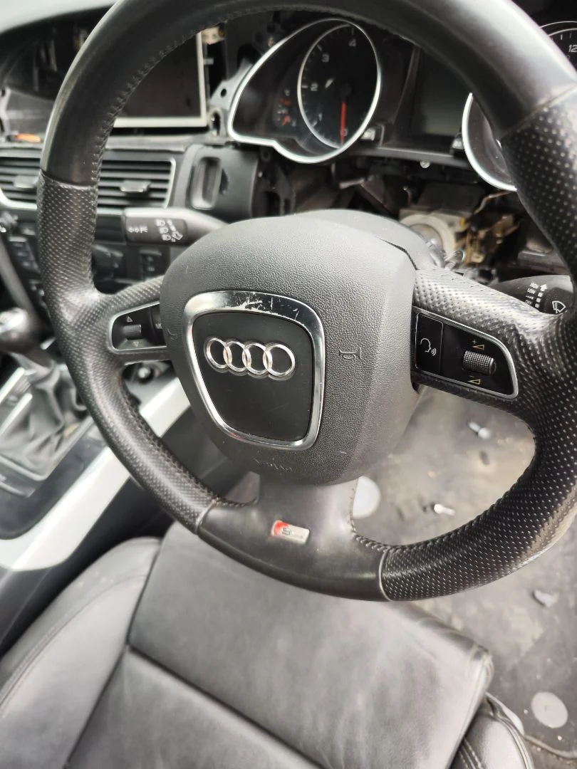 Foto de AIRBAG DELANTERO DERECHO AUDI A5 COUPE (8T) 1.8 16V TFSI (170 CV / 125 KW) referencia 8T0880204J