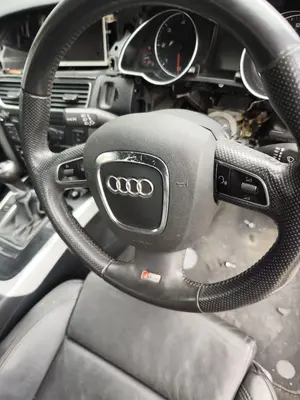 Foto de AIRBAG DELANTERO DERECHO AUDI A5 COUPE (8T) 1.8 16V TFSI (170 CV / 125 KW) referencia 8T0880204J