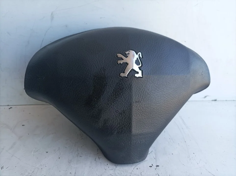 Foto de AIRBAG DELANTERO IZQUIERDO RENAULT MEGANE II COUPE/CABRIO 1.5 dCi Diesel (106 CV / 78 KW) referencia 96445891