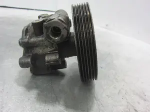 Foto de BOMBA DIRECCION FORD FIESTA (CBK) referencia UP2S6C foto 5
