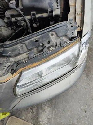 Foto de FARO IZQUIERDO VOLVO S80 BERLINA 2.4 Diesel (131 CV / 96 KW) foto 2