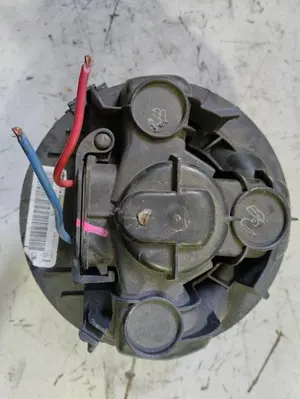Foto de VENTILADOR CALEFACCION NISSAN MICRA (K12E) referencia F667217D foto 2