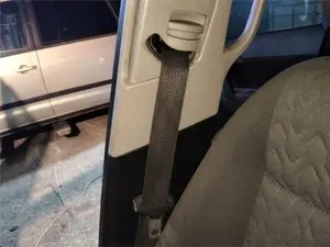 Foto de CINTURON SEGURIDAD DELANTERO DERECHO OPEL MERIVA B