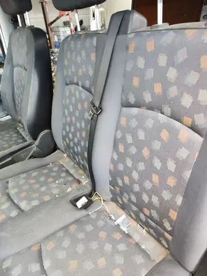 Foto de ASIENTO DELANTERO IZQUIERDO MERCEDES-BENZ VITO FURGÓN (639) 2.1 CDI CAT (109 CV / 80 KW) foto 2