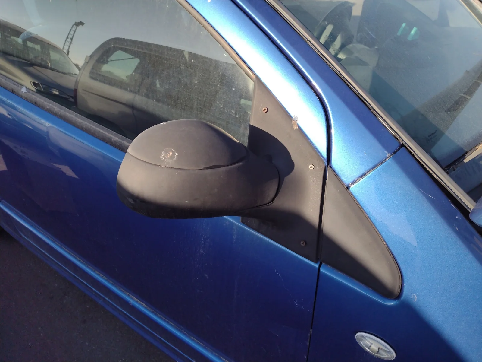 Foto de RETROVISOR DERECHO CITROEN C2 1.4 HDi (68 CV / 50 KW)