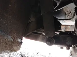 Foto de BRAZO SUSPENSION DELANTERO IZQUIERDO NISSAN VANETTE (C220) 2.0 Diesel (67 CV / 49 KW)