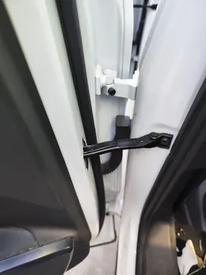 Foto de RETENEDOR PUERTA AUDI Q5 FYG Híbrido 220 kW (2.0 Ltr. - 195 kW TFSI) (299 CV / 220 KW) referencia 80A837249A