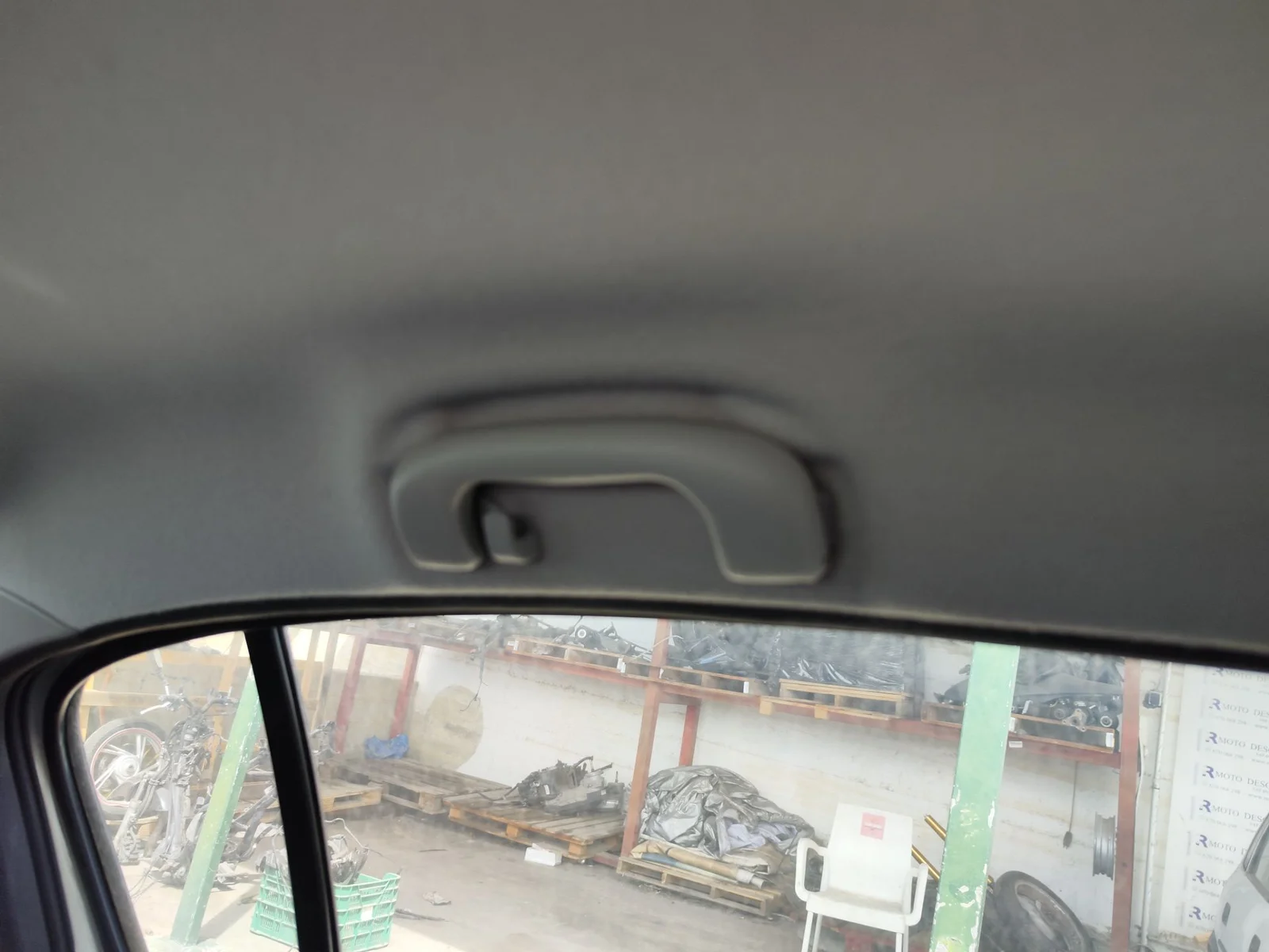 Foto de ASIDERO TECHO TRASERO IZQUIERDO OPEL ASTRA H BERLINA 1.7 16V CDTI (110 CV / 81 KW) referencia 13235756