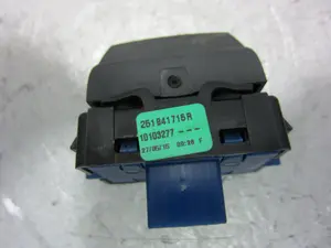 Foto de INTERRUPTOR DACIA DOKKER 1.5 dCi Diesel FAP CAT (90 CV / 66 KW) referencia 251841715R foto 3