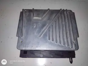 Foto de CENTRALITA MOTOR UCE VOLVO S60 BERLINA 2.4 CAT (140 CV / 103 KW) referencia C8627471A foto 3