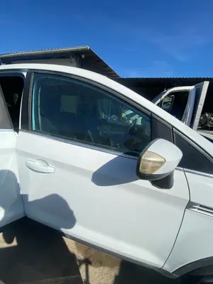 Foto de PUERTA DELANTERA DERECHA FORD KUGA (CBV) 2.0 TDCi CAT (136 CV / 100 KW)