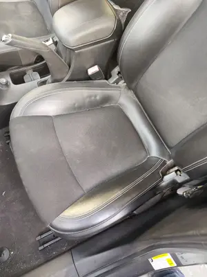 Foto de ASIENTO DELANTERO IZQUIERDO CHEVROLET CRUZE 2.0 Diesel CAT (163 CV / 120 KW) referencia 95185950