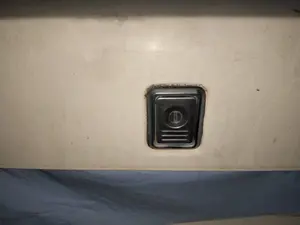 Foto de MANETA EXTERIOR MALETERO / PORTON VOLVO SERIE 740 BERLINA/FAMILIAR