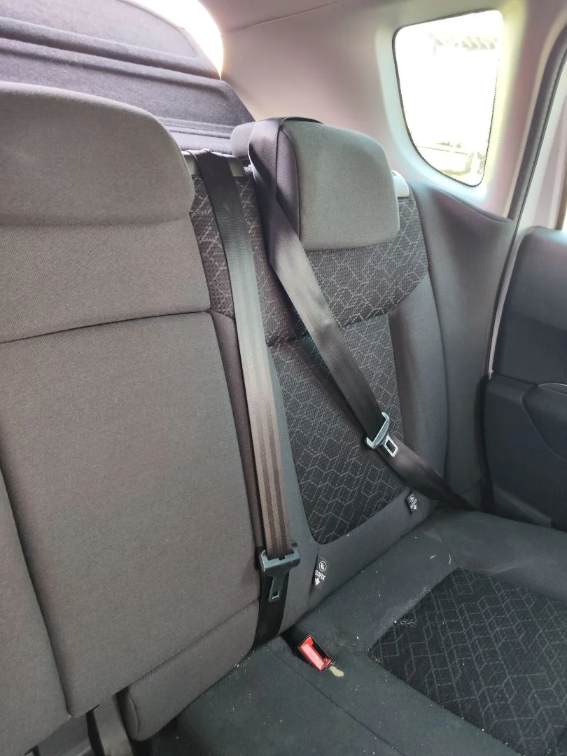 Foto de CINTURON SEGURIDAD TRASERO IZQUIERDO PEUGEOT 3008 1.6 Blue-HDI FAP (120 CV / 88 KW)