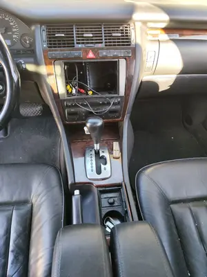 Foto de CONSOLA CENTRAL AUDI A8 (D2) 4.2 V8 40V (310 CV / 228 KW) referencia 4D1863241