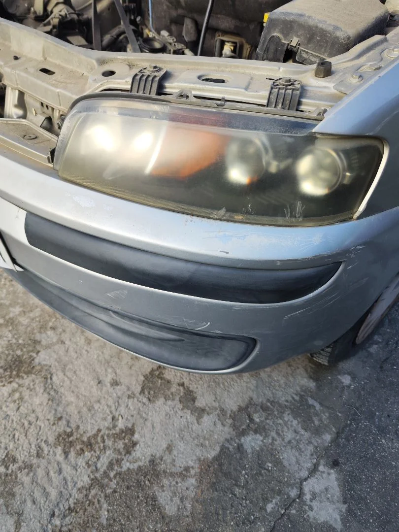 Foto de FARO IZQUIERDO FIAT II PUNTO (188) BERLINA 1.2 CAT (60 CV / 44 KW) referencia 0051712396