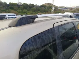 Foto de BARRAS TECHO CITROEN C3 PICASSO 1.6 16V (120 CV / 88 KW) foto 2
