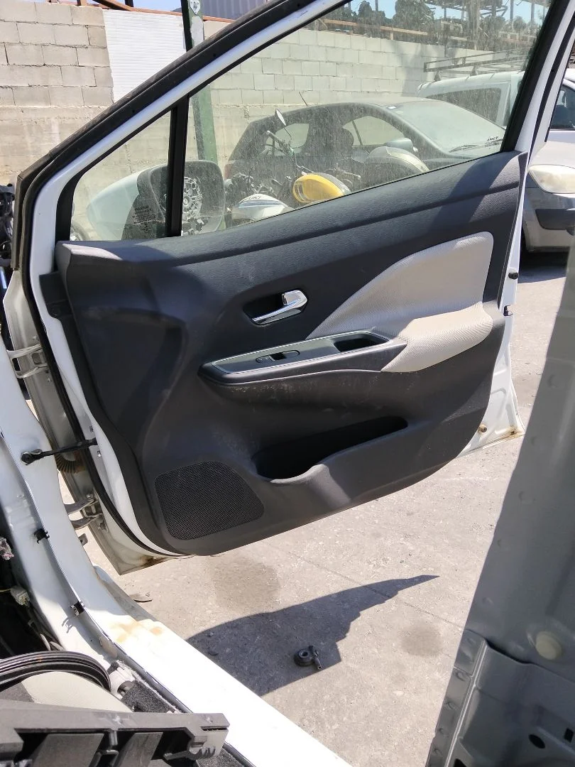 Foto de ELEVALUNAS DELANTERO DERECHO NISSAN MICRA (K14) 1.0 12V CAT (71 CV / 52 KW) referencia 807205FA2A