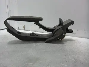 Foto de POTENCIOMETRO PEDAL MERCEDES-BENZ CLK (BM 209) CABRIO referencia A2113000404 foto 5