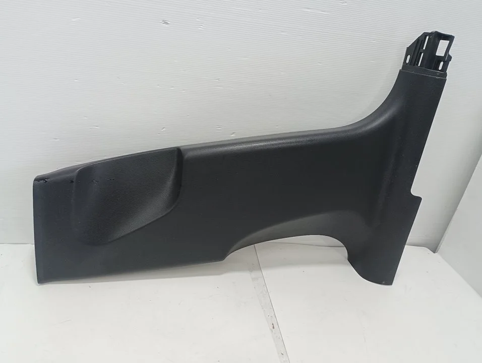 Foto de MOLDURA PORSCHE MACAN (95BA) referencia 95B867239B