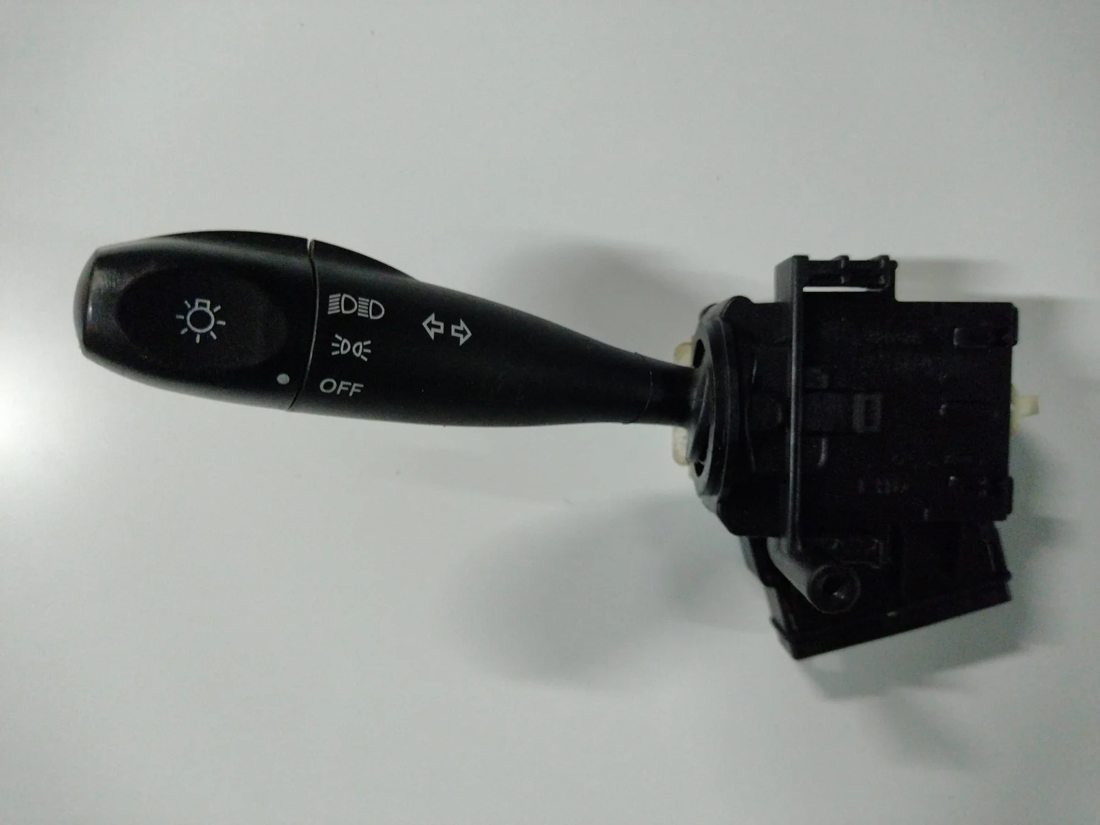 Foto de MANDO LUCES KIA PICANTO (SA) 1.1 CAT (65 CV / 48 KW) referencia 32932A