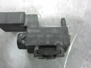 Foto de VALVULA AIRE ADICIONAL AUDI A8 (4H2/4H8) referencia 037906283D foto 3
