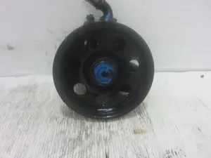 Foto de BOMBA DIRECCION FORD FOCUS BERLINA (CAK) 1.8 TDDI Turbodiesel CAT (90 CV / 66 KW)