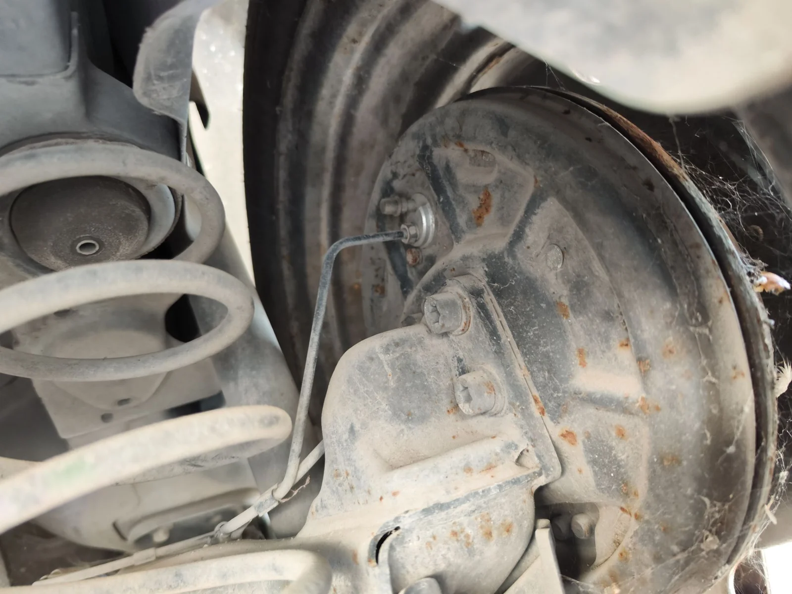 Foto de MANGUETA TRASERA DERECHA PEUGEOT 207 1.4 HDi (68 CV / 50 KW)