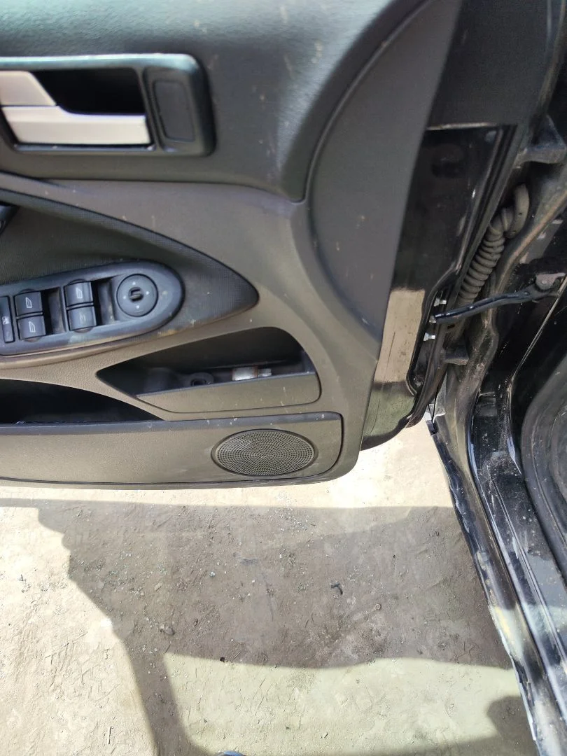 Foto de CENTRALITA CONFORT FORD C-MAX (CB3)(2007) 1.8 TDCi Turbodiesel CAT (116 CV / 85 KW) referencia F1ET14B532BE