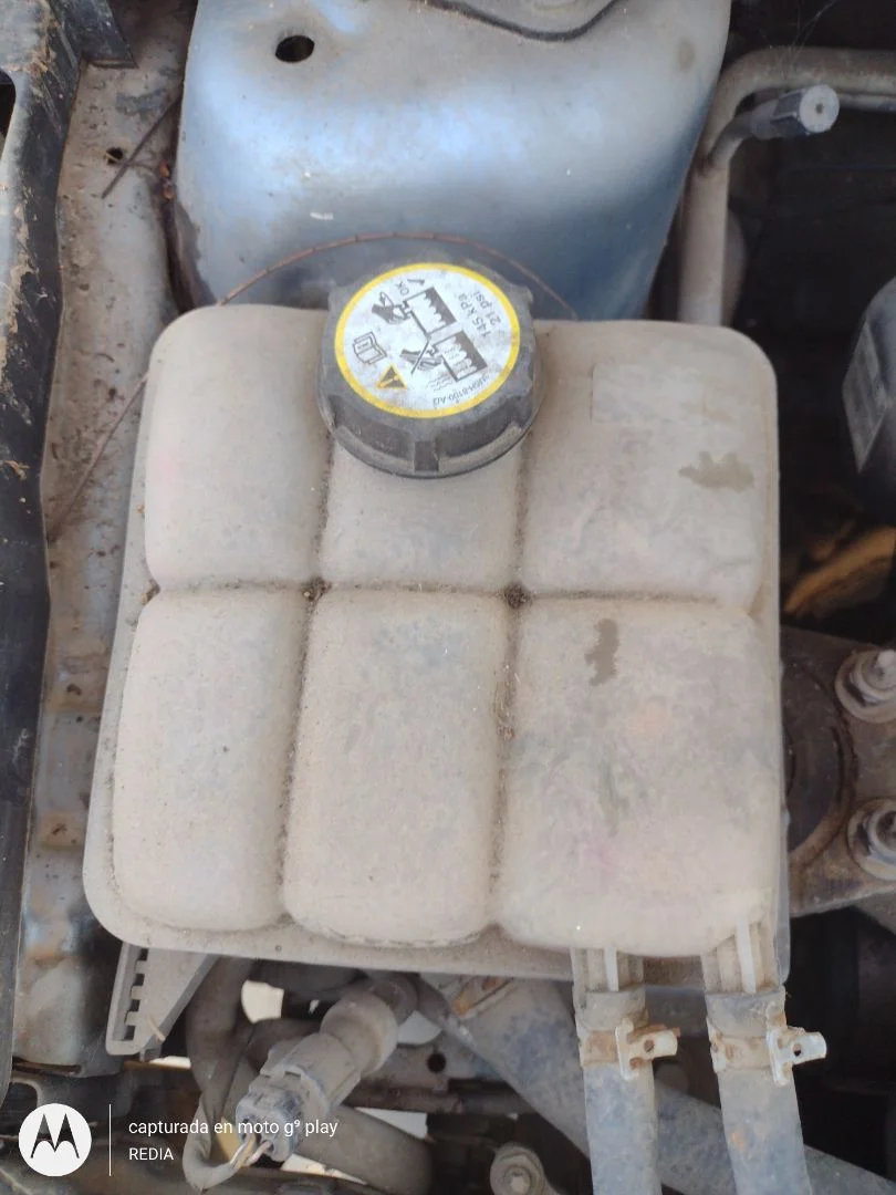 Foto de DEPOSITO EXPANSION FORD FOCUS SPORTBREAK (CAP) 1.6 16V CAT (101 CV / 74 KW) referencia 1425193