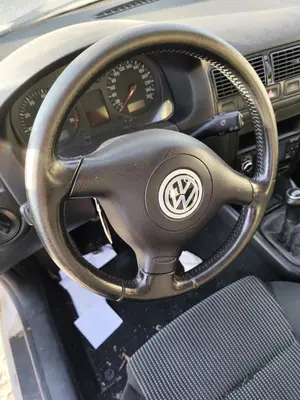 Foto de AIRBAG DELANTERO IZQUIERDO VOLKSWAGEN GOLF IV BERLINA (1J1)(10.1997) 2.0  (116 CV / 85 KW)