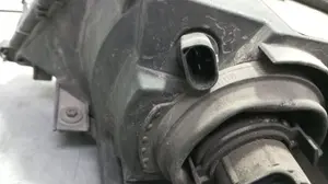 Foto de FARO DERECHO BMW SERIE 3 BERLINA (E46) 2.0 16V Diesel CAT (136 CV / 100 KW) referencia 6902746 foto 6