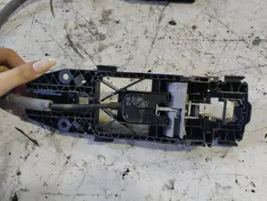 Foto de CERRADURA PUERTA TRASERA IZQUIERDA VOLKSWAGEN POLO V (6R1) referencia 5K4839015F foto 2