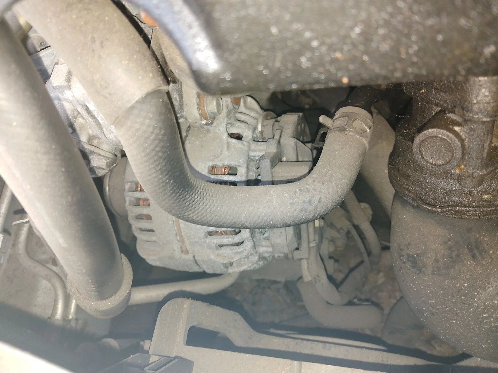 Foto de ALTERNADOR MITSUBISHI GRANDIS (NA0W) 2.0 DI-D CAT (136 CV / 100 KW)