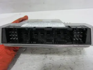 Foto de CENTRALITA MOTOR UCE BMW SERIE 1 BERLINA (E81/E87) 1.6 16V CAT (116 CV / 85 KW) referencia 7545046 foto 4