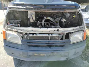 Foto de TRAVESAÑO SUPERIOR FORD TRANSIT FURGÓN (CY/DY)(1986) 2.5 Diesel (80 CV / 59 KW)