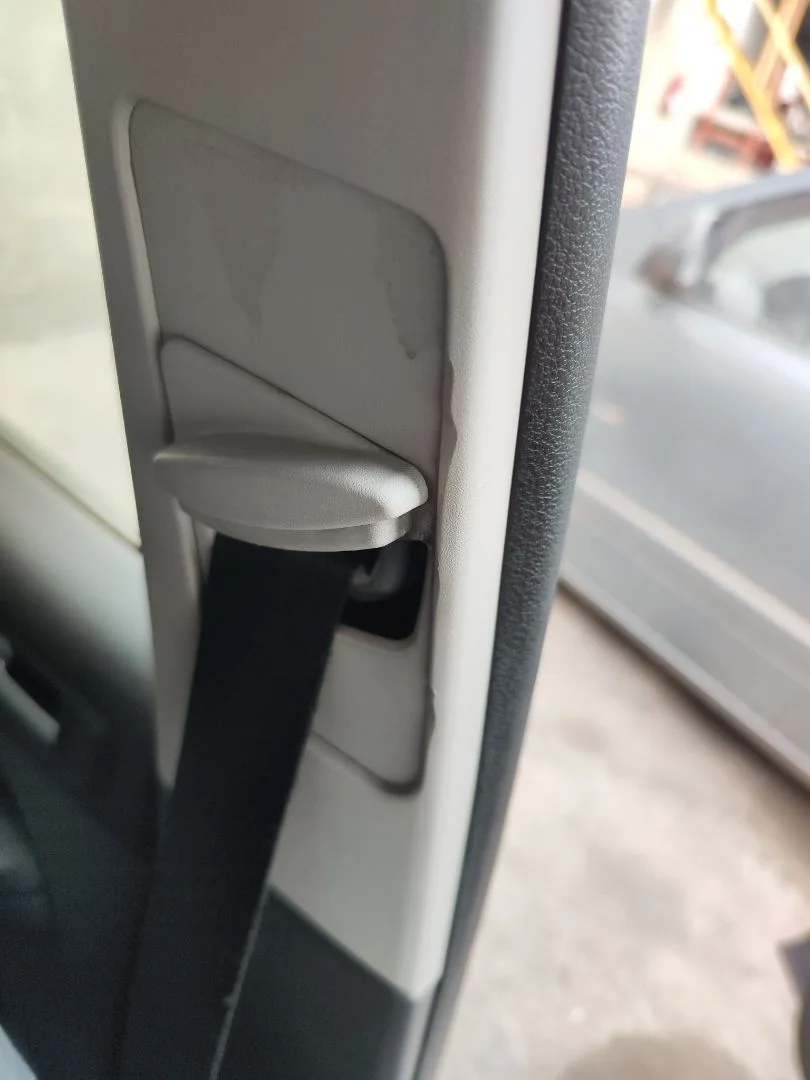 Foto de CINTURON SEGURIDAD DELANTERO IZQUIERDO FORD FOCUS C-MAX (CAP)(2003) 1.6 TDCi CAT (109 CV / 80 KW) referencia 1466565