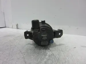 Foto de FARO ANTINIEBLA DERECHO BMW SERIE 1 COUPE (E82) referencia 89203662 foto 3