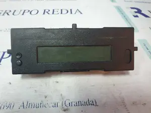 Foto de PANTALLA MULTIFUNCION RENAULT MEGANE II BERLINA 5P referencia 8200290542C