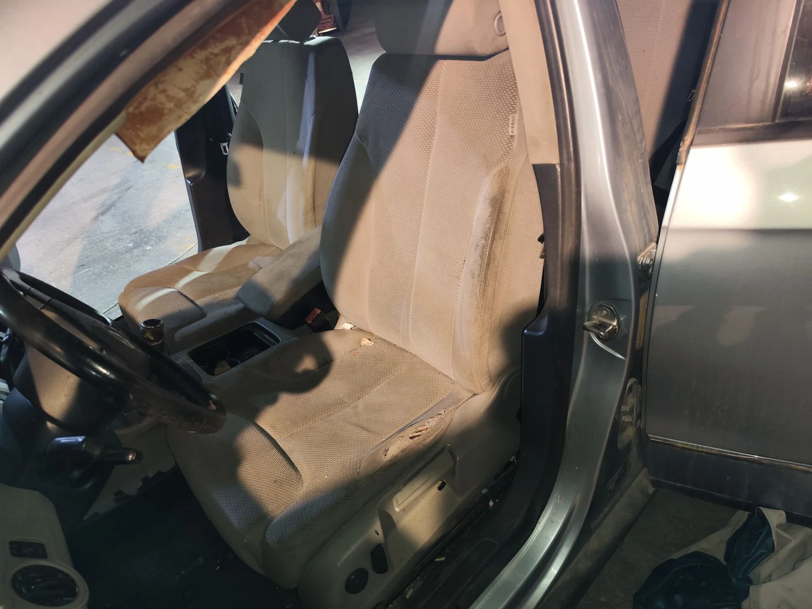 Foto de ASIENTO DELANTERO IZQUIERDO VOLKSWAGEN PASSAT BERLINA (3C2) 2.0 TDI (140 CV / 103 KW)