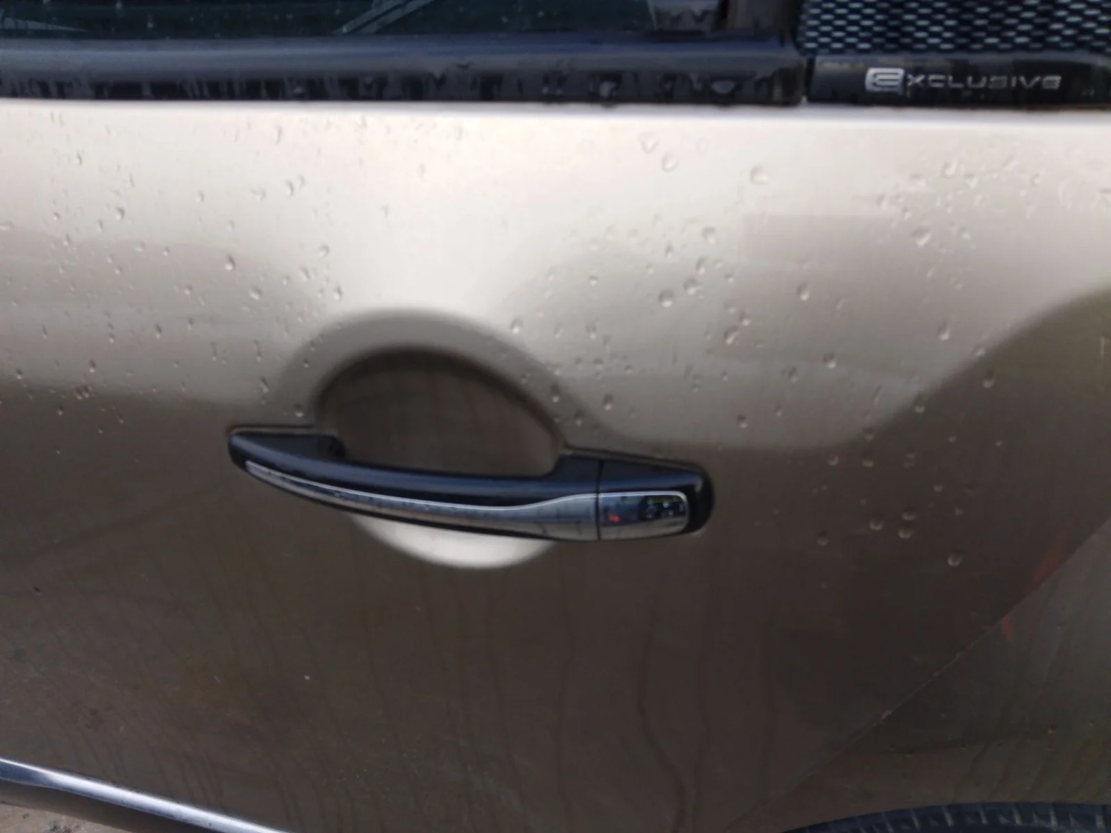 Foto de MANETA EXTERIOR TRASERA IZQUIERDA CITROEN C3 PICASSO 1.6 16V (120 CV / 88 KW)