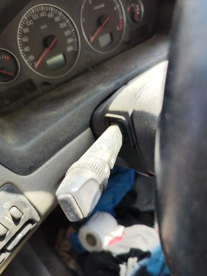 Foto de MANDO INTERMITENTES VOLVO S60 BERLINA 2.4 Diesel (126 CV / 93 KW)