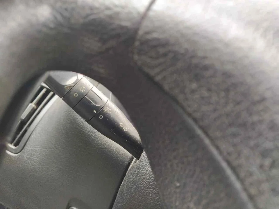 Foto de MANDO LUCES CITROEN SAXO 1.5 Diesel (57 CV / 42 KW)
