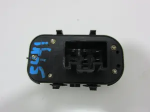 Foto de MANDO ELEVALUNAS DELANTERO IZQUIERDO FORD FOCUS BERLINA (CAK) 1.8 16V CAT (116 CV / 85 KW) referencia YS4T14529AA foto 2