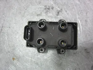 Foto de BOBINA ENCENDIDO RENAULT CLIO II FASE I (B/CB0) 1.2  (58 CV / 43 KW) referencia 7700274008