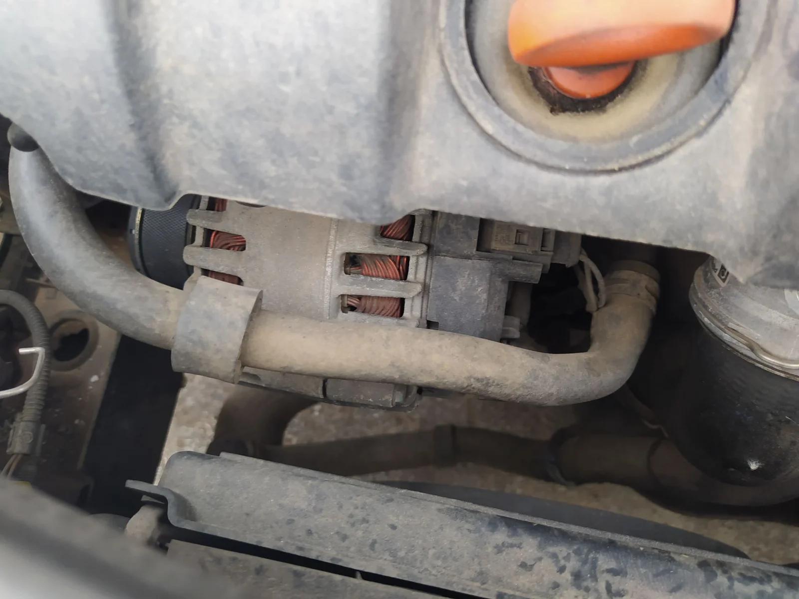 Foto de ALTERNADOR AUDI A3 SPORTBACK (8PA) 2.0 TDI (140 CV / 103 KW) referencia 06F903023FV