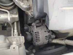 Foto de ALTERNADOR SEAT CORDOBA BERLINA (6L2) 1.4 16V (101 CV / 74 KW) referencia 038903018C