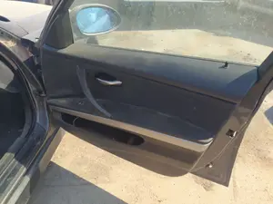 Foto de RETENEDOR PUERTA BMW SERIE 3 BERLINA (E90) 2.0 16V Diesel (163 CV / 120 KW)
