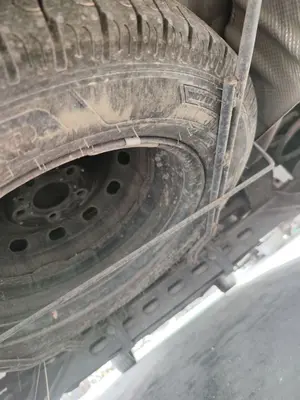 Foto de RUEDA DE REPUESTO FIAT TALENTO FURGÓN (296) 2.0 Turbodiesel Ecojet (119 CV / 88 KW) referencia 6000618679