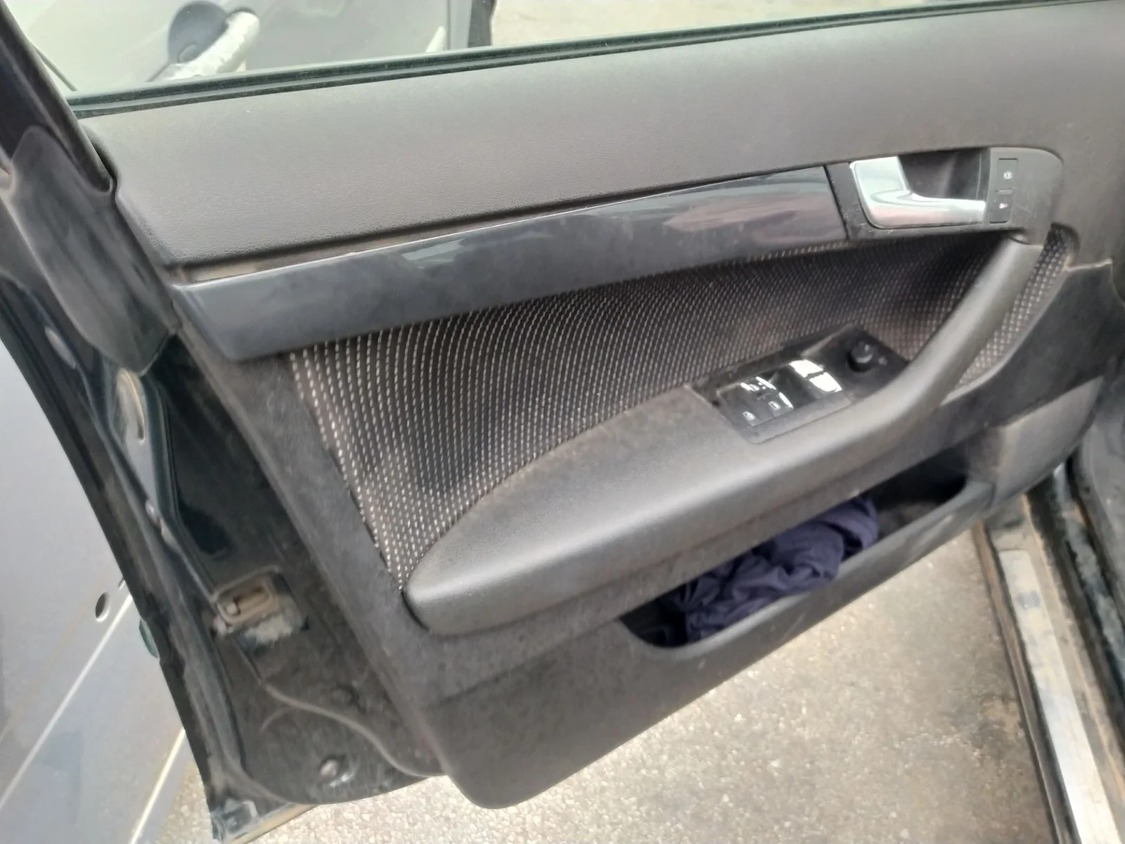 Foto de RETENEDOR PUERTA AUDI A3 SPORTBACK (8PA) 2.0 TDI (140 CV / 103 KW)